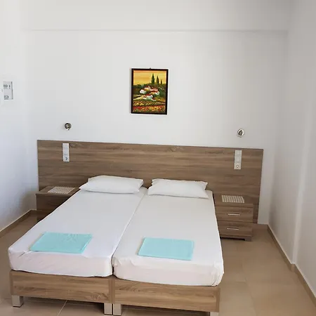Stephania Aparthotel *